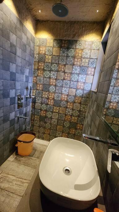 Revanta Studio Flat Kolhapur Esterno foto